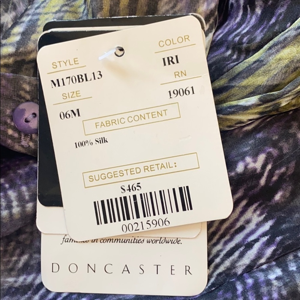 Doncaster Silk Button Down Blouse Size Medium NWT - Picture 5 of 5
